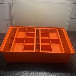 Tuppercraft storage organizer by Tupperware. Vintage. in like new condition